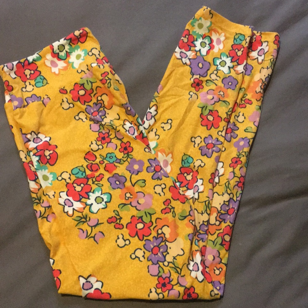 Mickey Floral Leggings!